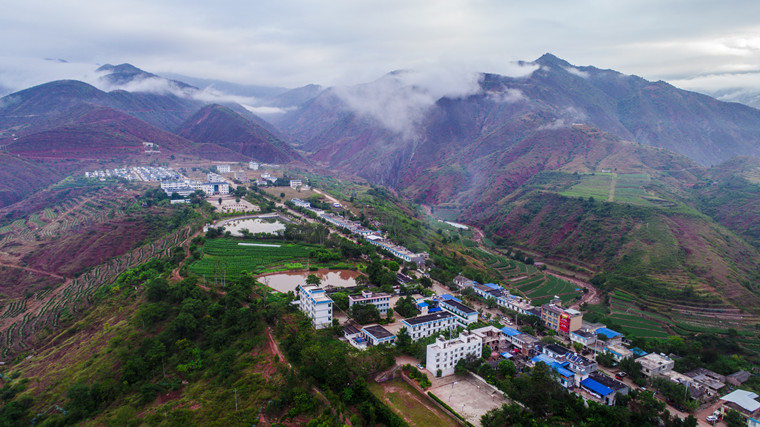 集镇全貌 集镇全貌